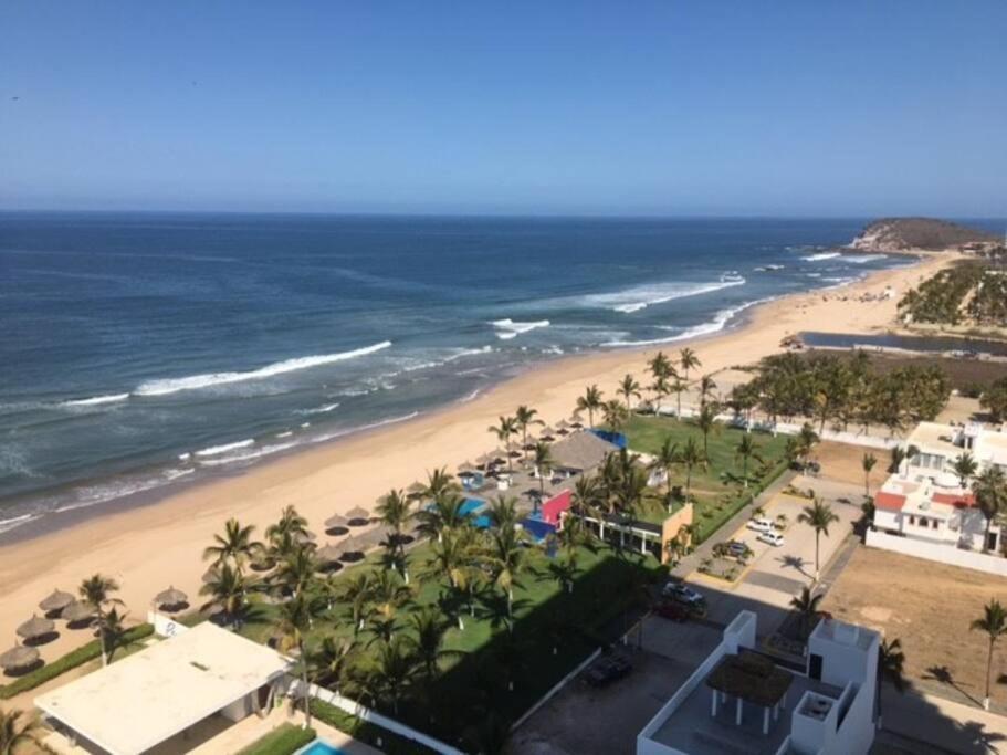 Beautiful 3 Bedroom, Fully Furnished, On The Beach Масатлан Экстерьер фото
